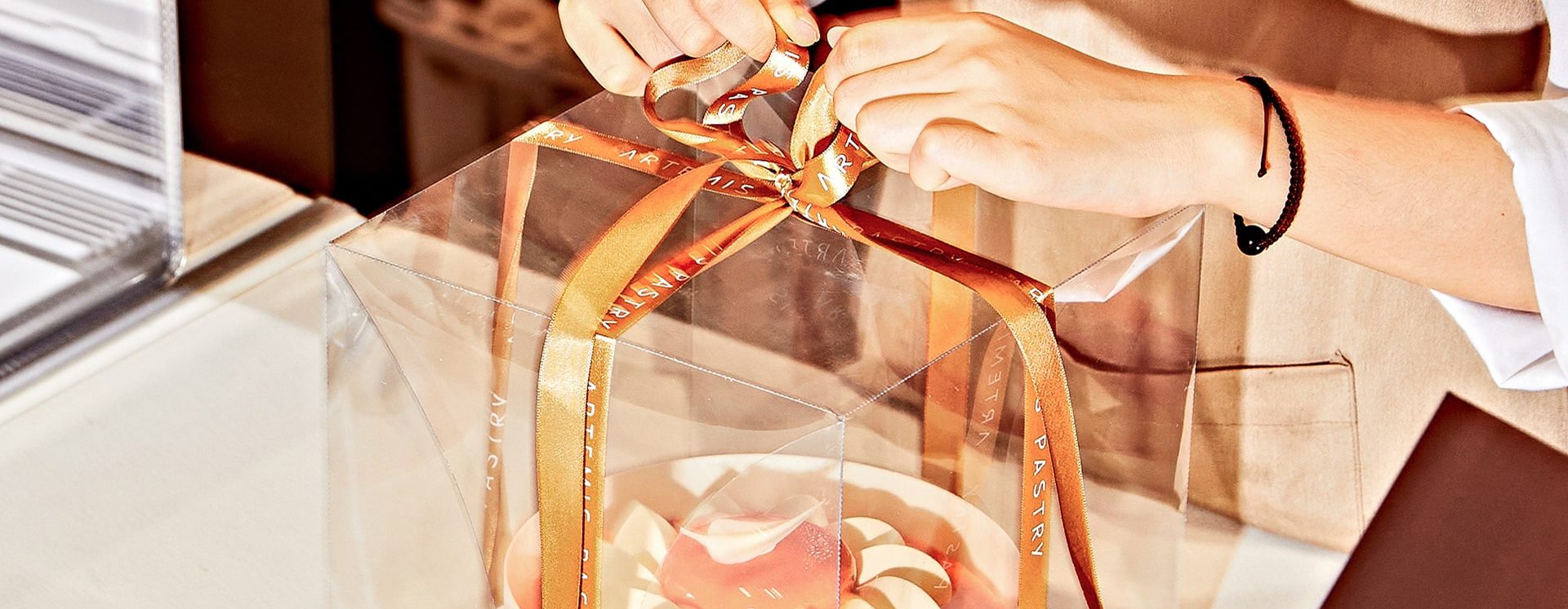 Paralax background-min